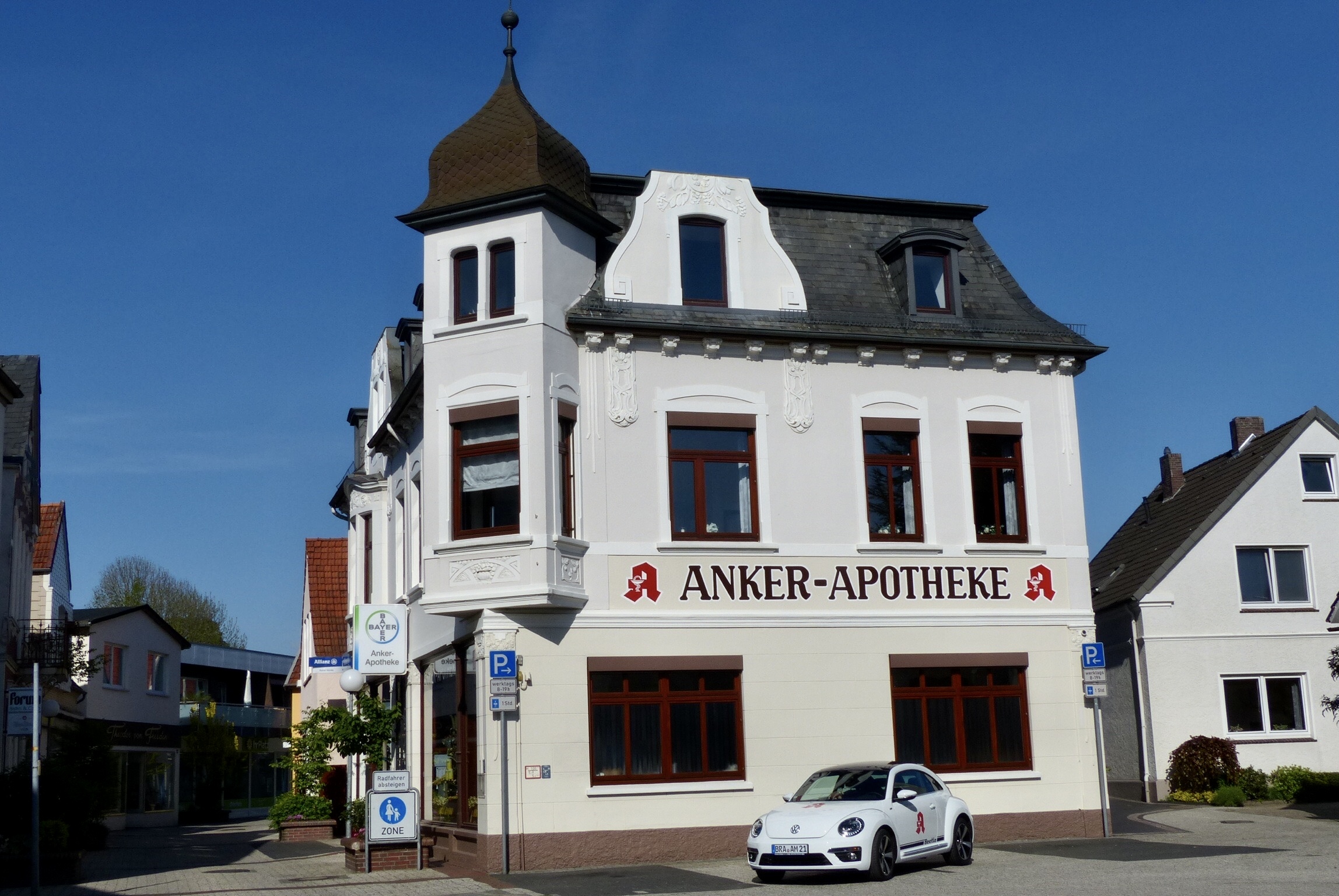 Anker-Apotheke Team